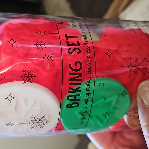 Christmas Baking Set - Picture 1 of 2